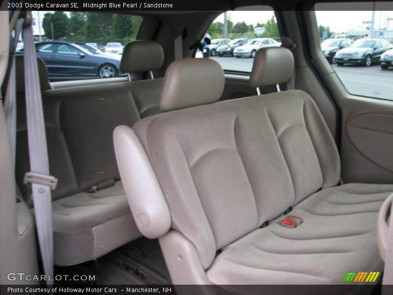 Midnight Blue Pearl / Sandstone 2003 Dodge Caravan SE