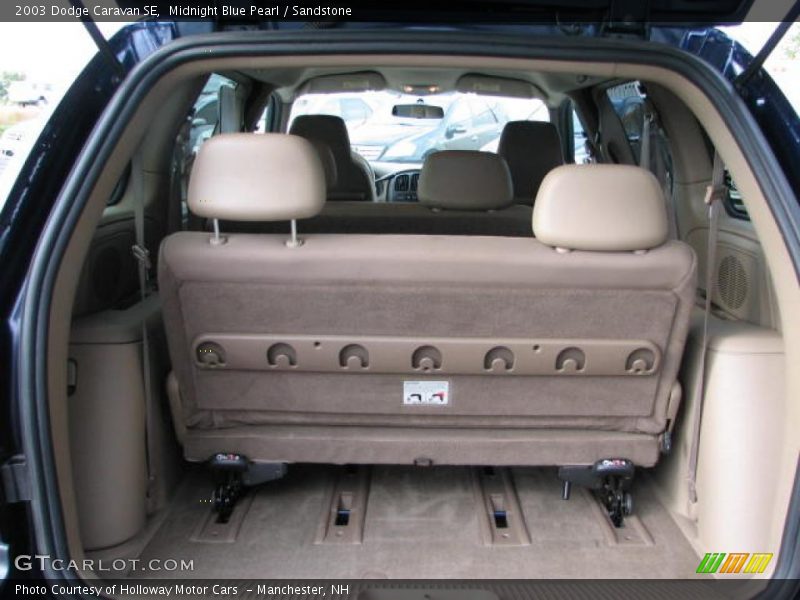 Midnight Blue Pearl / Sandstone 2003 Dodge Caravan SE