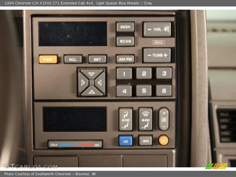 Controls of 1994 C/K K1500 Z71 Extended Cab 4x4