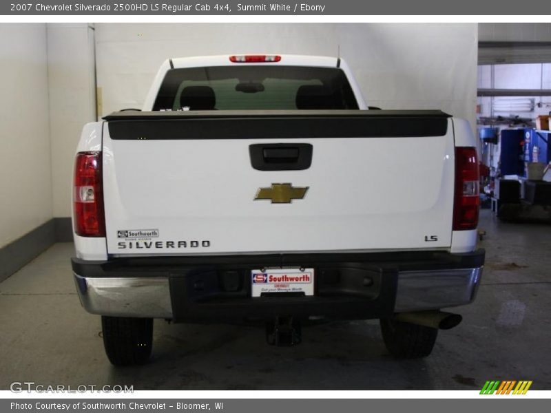 Summit White / Ebony 2007 Chevrolet Silverado 2500HD LS Regular Cab 4x4