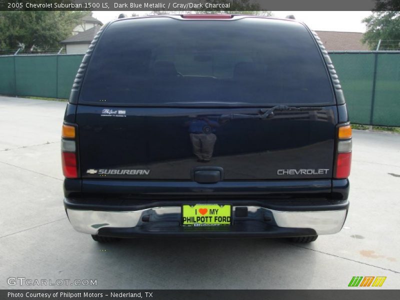 Dark Blue Metallic / Gray/Dark Charcoal 2005 Chevrolet Suburban 1500 LS