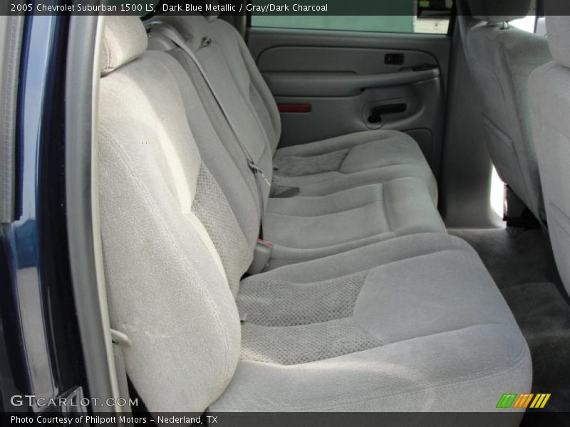 Dark Blue Metallic / Gray/Dark Charcoal 2005 Chevrolet Suburban 1500 LS