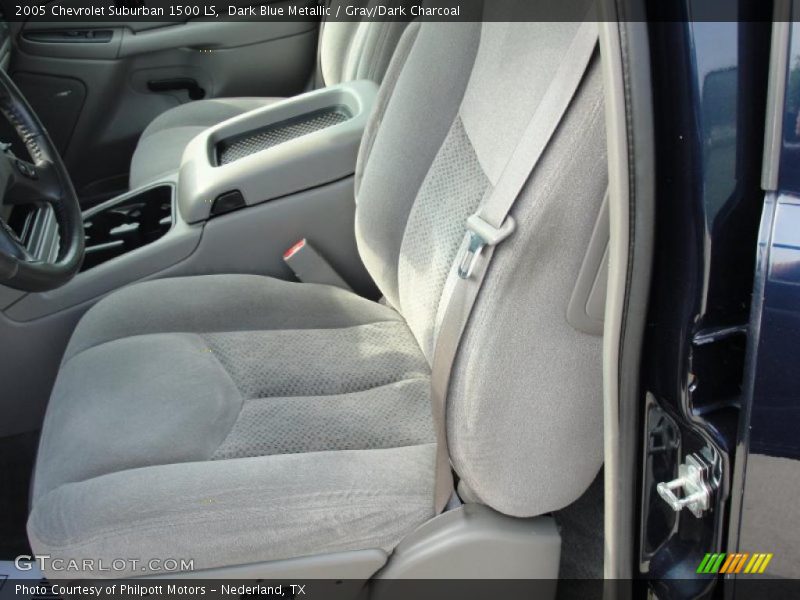 Dark Blue Metallic / Gray/Dark Charcoal 2005 Chevrolet Suburban 1500 LS