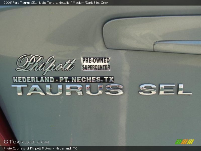 Light Tundra Metallic / Medium/Dark Flint Grey 2006 Ford Taurus SEL