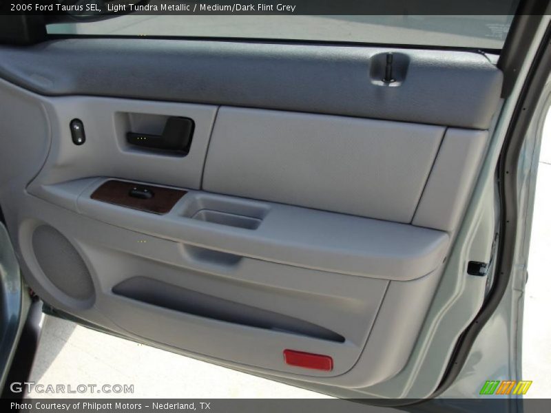 Light Tundra Metallic / Medium/Dark Flint Grey 2006 Ford Taurus SEL