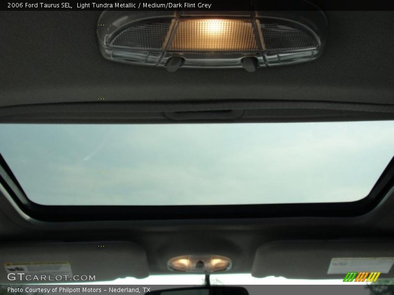 Light Tundra Metallic / Medium/Dark Flint Grey 2006 Ford Taurus SEL