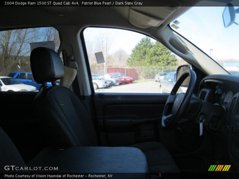 Patriot Blue Pearl / Dark Slate Gray 2004 Dodge Ram 1500 ST Quad Cab 4x4