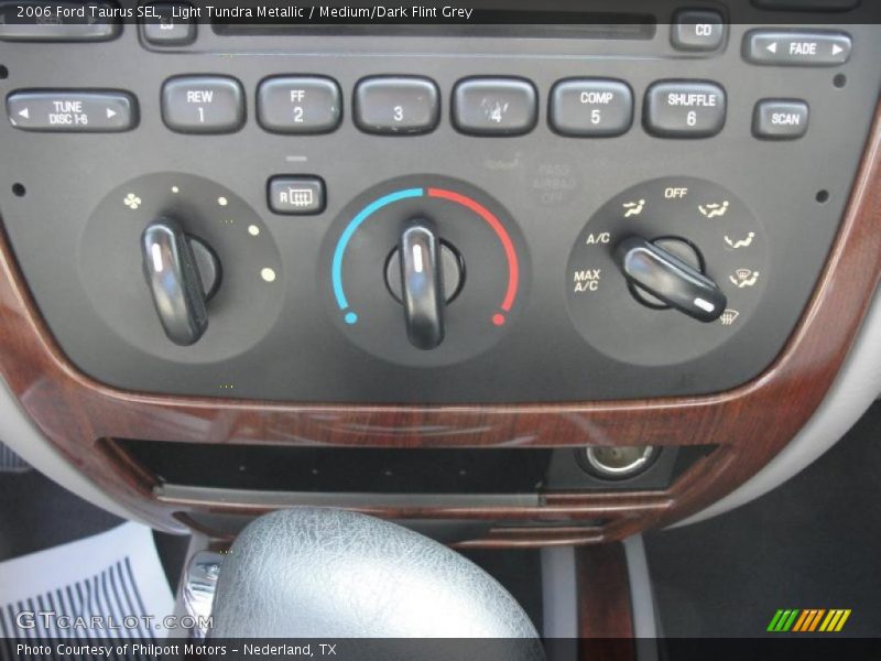 Light Tundra Metallic / Medium/Dark Flint Grey 2006 Ford Taurus SEL