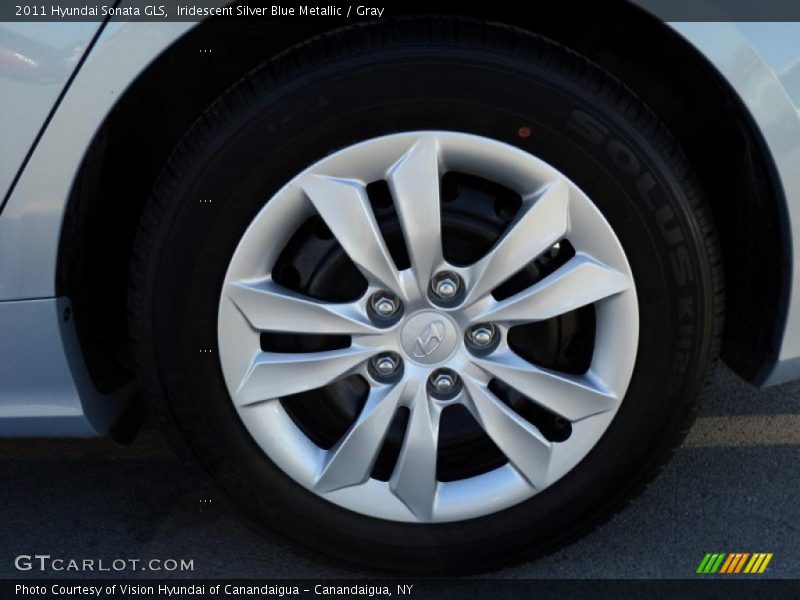 Iridescent Silver Blue Metallic / Gray 2011 Hyundai Sonata GLS