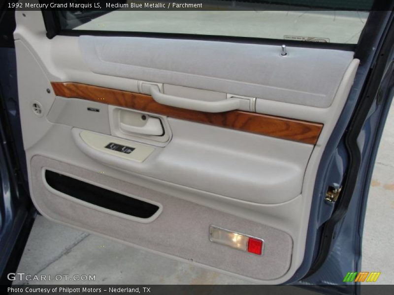 Medium Blue Metallic / Parchment 1992 Mercury Grand Marquis LS