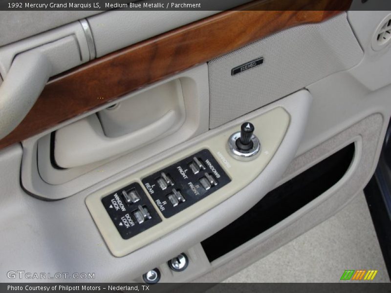 Medium Blue Metallic / Parchment 1992 Mercury Grand Marquis LS