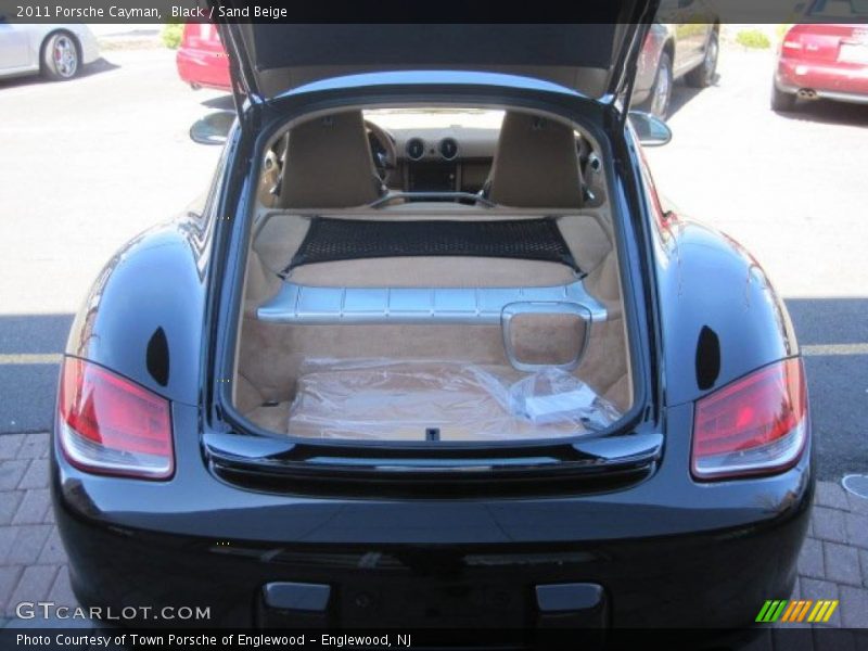  2011 Cayman  Trunk