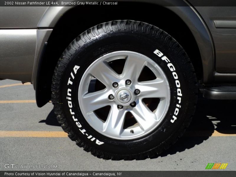Bronzed Gray Metallic / Charcoal 2002 Nissan Pathfinder LE 4x4