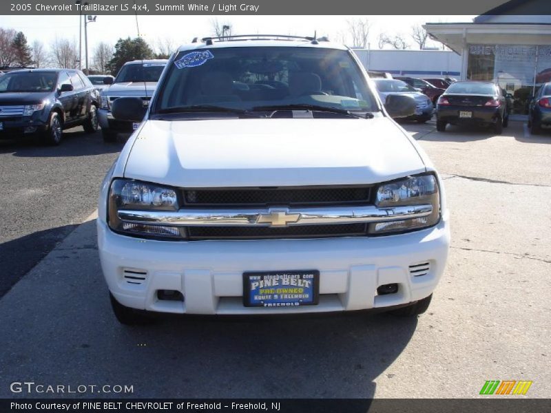 Summit White / Light Gray 2005 Chevrolet TrailBlazer LS 4x4