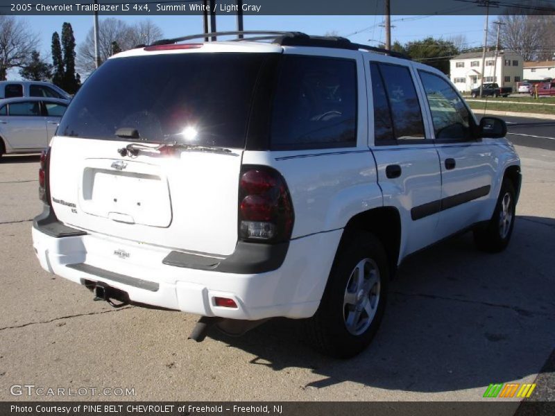 Summit White / Light Gray 2005 Chevrolet TrailBlazer LS 4x4