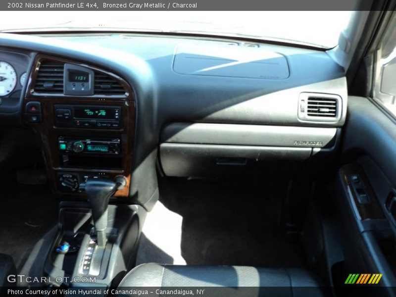 Bronzed Gray Metallic / Charcoal 2002 Nissan Pathfinder LE 4x4