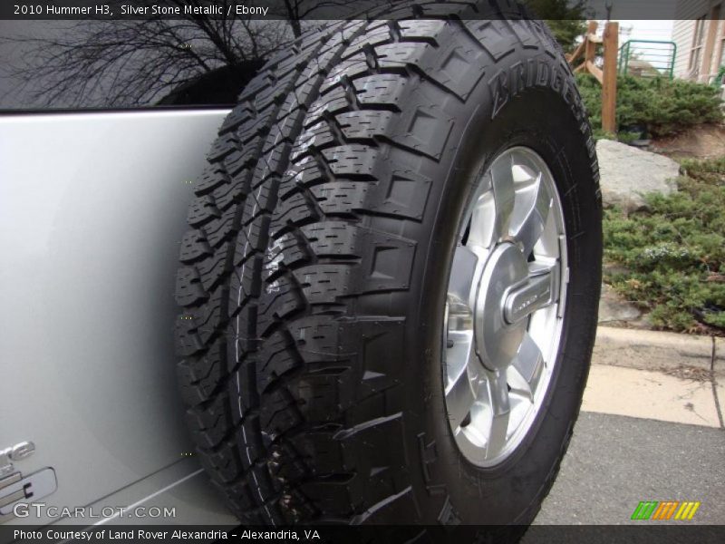 Silver Stone Metallic / Ebony 2010 Hummer H3