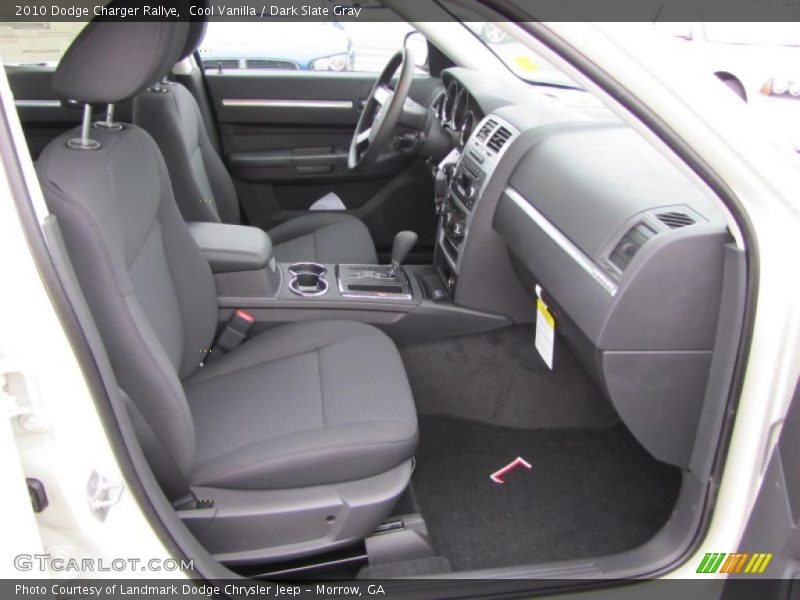 Cool Vanilla / Dark Slate Gray 2010 Dodge Charger Rallye