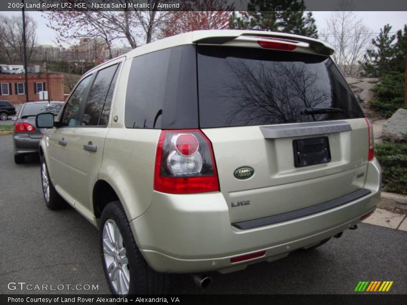 Nazca Sand Metallic / Almond 2009 Land Rover LR2 HSE