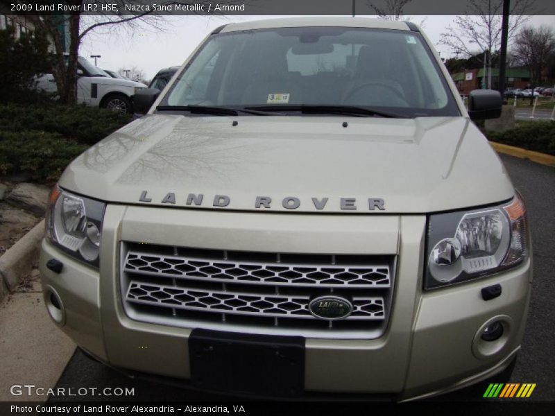 Nazca Sand Metallic / Almond 2009 Land Rover LR2 HSE