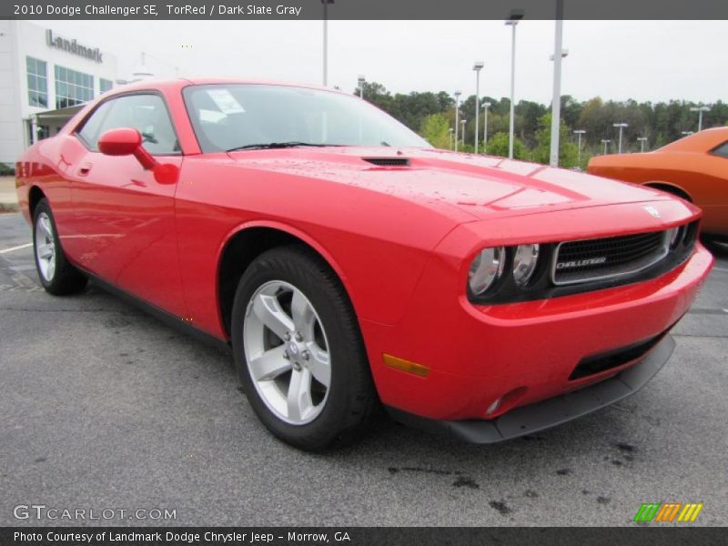 TorRed / Dark Slate Gray 2010 Dodge Challenger SE