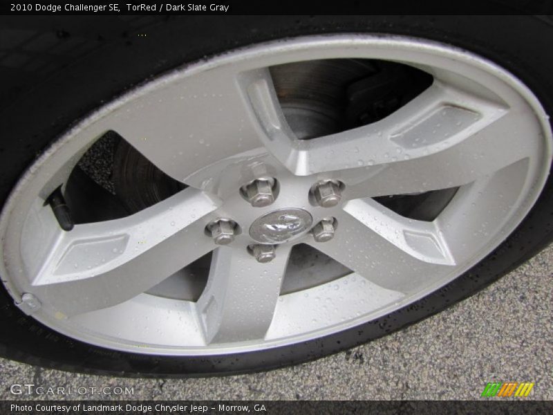 TorRed / Dark Slate Gray 2010 Dodge Challenger SE