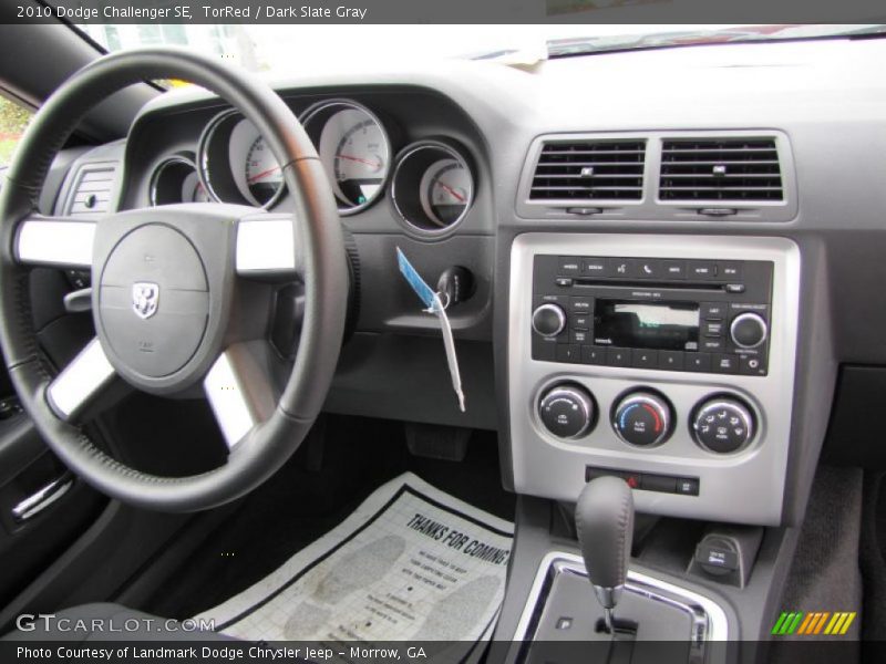 TorRed / Dark Slate Gray 2010 Dodge Challenger SE