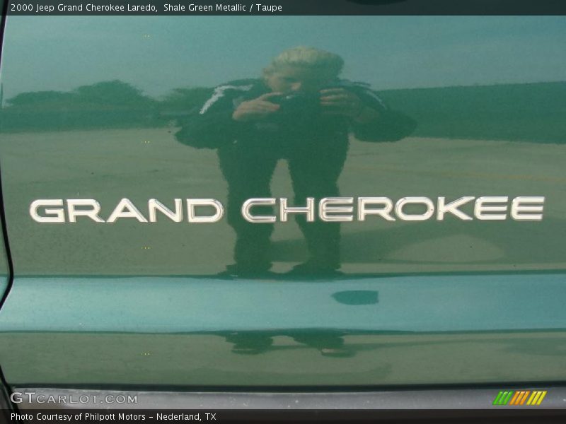 Shale Green Metallic / Taupe 2000 Jeep Grand Cherokee Laredo