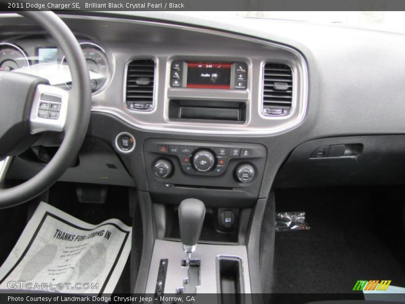 Brilliant Black Crystal Pearl / Black 2011 Dodge Charger SE