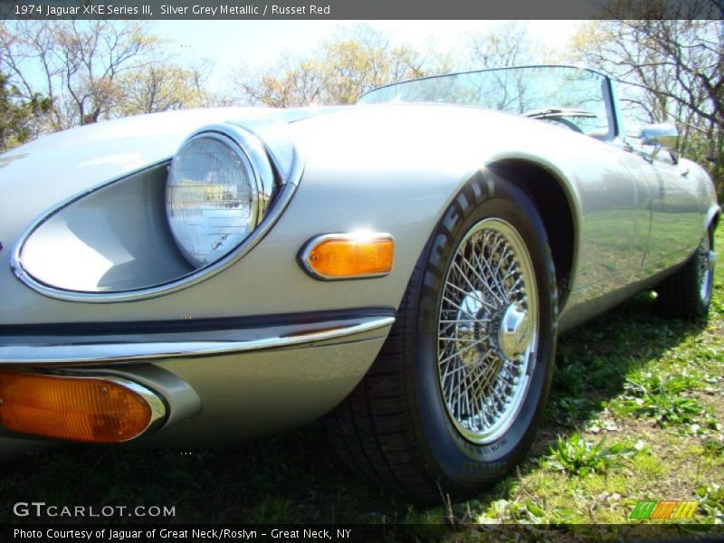 Silver Grey Metallic / Russet Red 1974 Jaguar XKE Series III