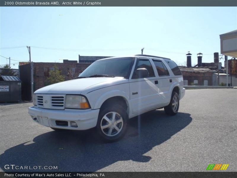 Arctic White / Graphite 2000 Oldsmobile Bravada AWD