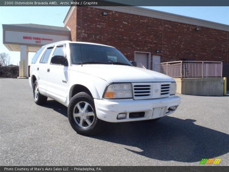 Arctic White / Graphite 2000 Oldsmobile Bravada AWD