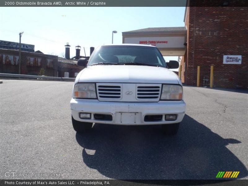 Arctic White / Graphite 2000 Oldsmobile Bravada AWD