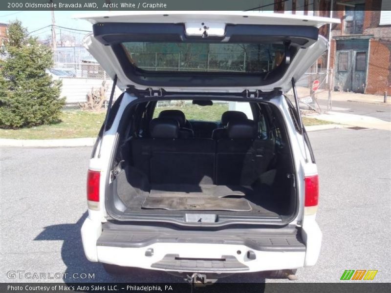 Arctic White / Graphite 2000 Oldsmobile Bravada AWD