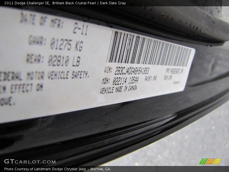 Brilliant Black Crystal Pearl / Dark Slate Gray 2011 Dodge Challenger SE