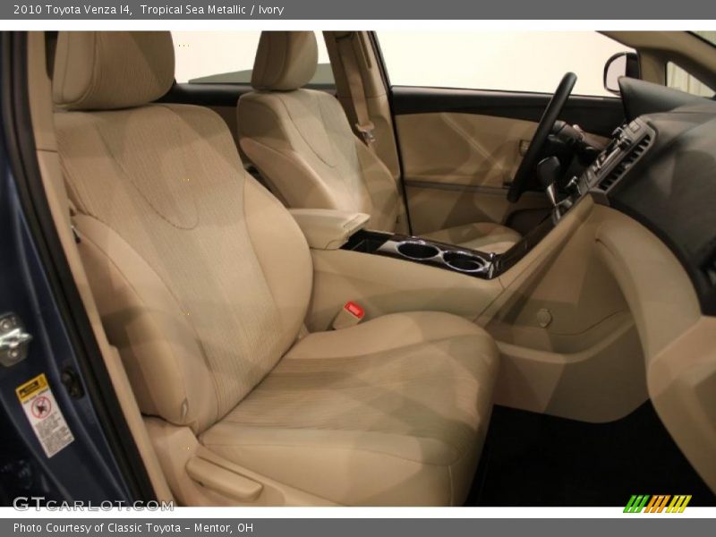 Tropical Sea Metallic / Ivory 2010 Toyota Venza I4