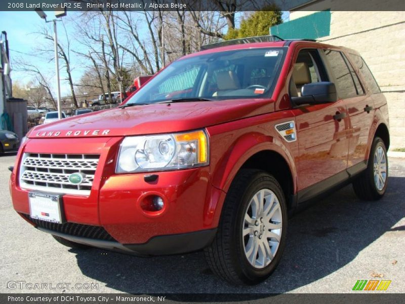 Front 3/4 View of 2008 LR2 SE