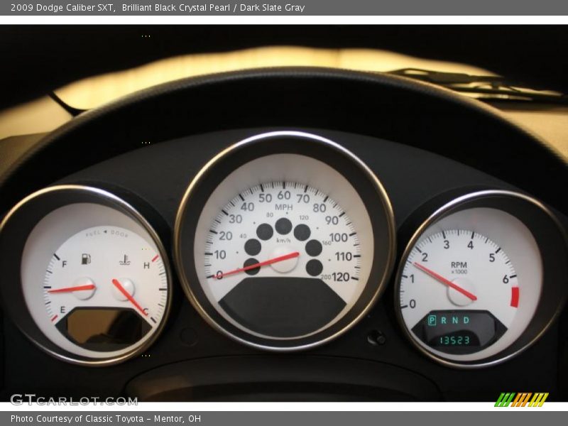 Brilliant Black Crystal Pearl / Dark Slate Gray 2009 Dodge Caliber SXT