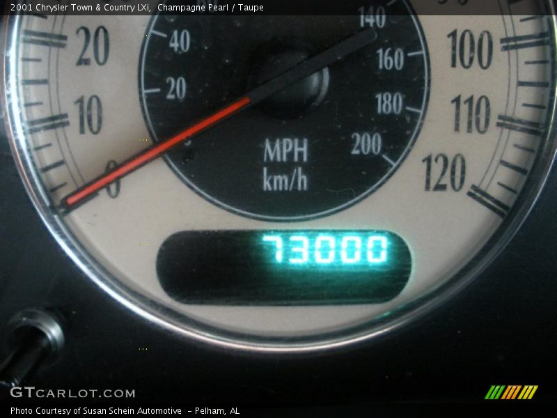 Champagne Pearl / Taupe 2001 Chrysler Town & Country LXi