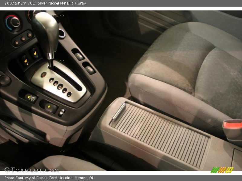 Silver Nickel Metallic / Gray 2007 Saturn VUE