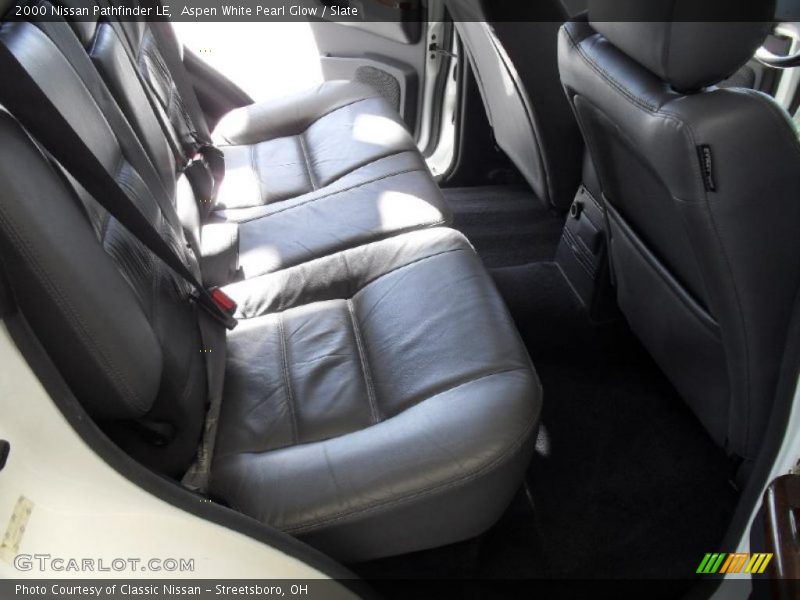 Aspen White Pearl Glow / Slate 2000 Nissan Pathfinder LE
