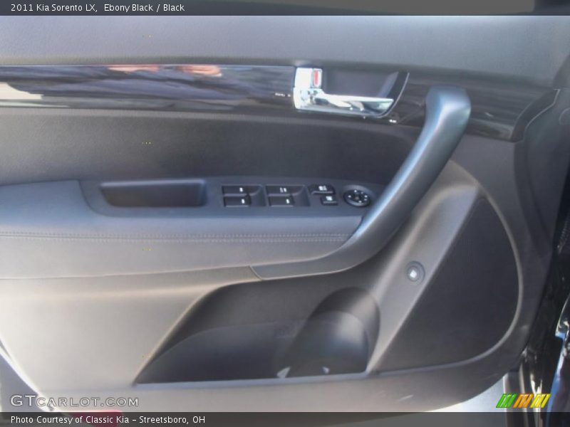 Ebony Black / Black 2011 Kia Sorento LX