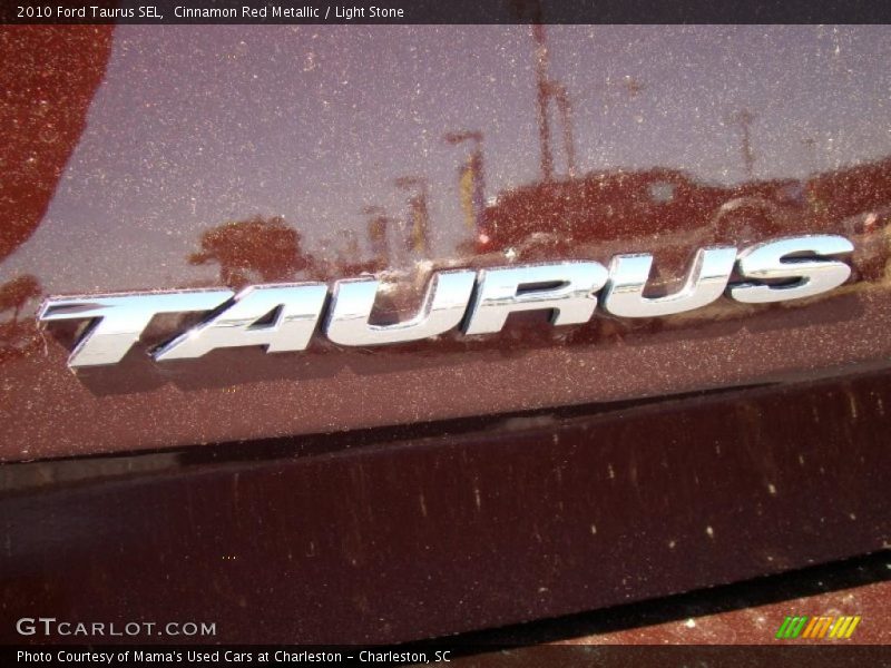  2010 Taurus SEL Logo