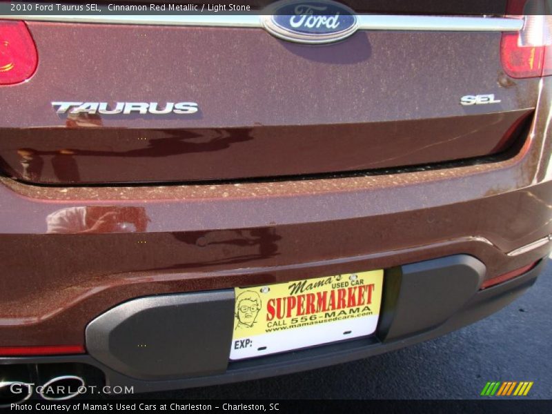  2010 Taurus SEL Logo