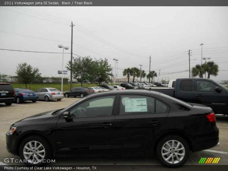 Black / Titan Black 2011 Volkswagen Jetta SE Sedan