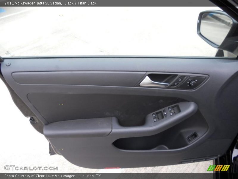 Black / Titan Black 2011 Volkswagen Jetta SE Sedan