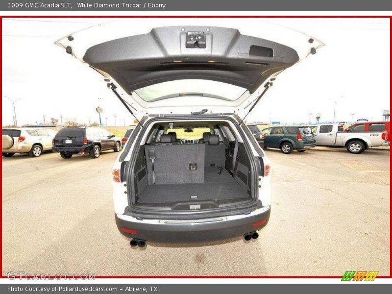 White Diamond Tricoat / Ebony 2009 GMC Acadia SLT