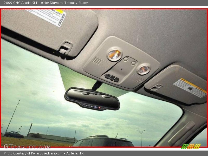 White Diamond Tricoat / Ebony 2009 GMC Acadia SLT