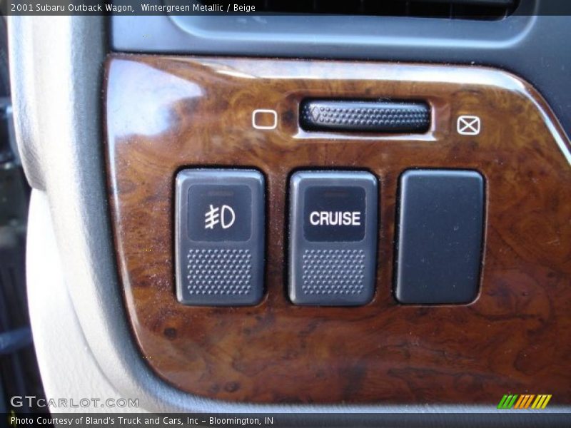 Wintergreen Metallic / Beige 2001 Subaru Outback Wagon