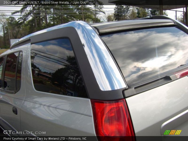 Liquid Silver Metallic / Light Gray 2005 GMC Envoy XUV SLT